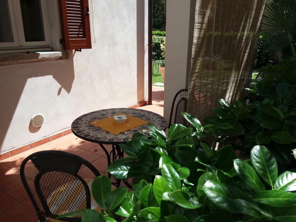 Apartamento Casa Maria Teresa Cannero Riviera Exterior foto